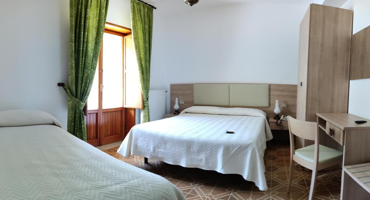 Hotel Valdirose Civitella Alfedena Exterior photo